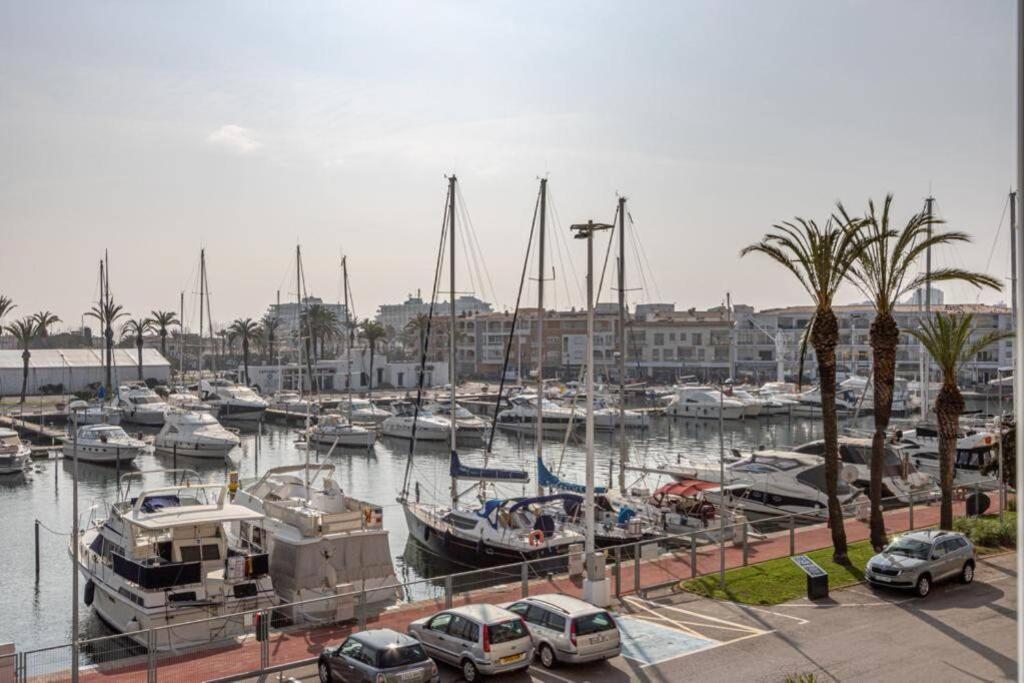 Cn1-Zona Chic Club Nautico, Clima, 5 Minutos Andando De La Playa, Centro, Restaurantes Apartment เอมปูเรียบราบา ภายนอก รูปภาพ