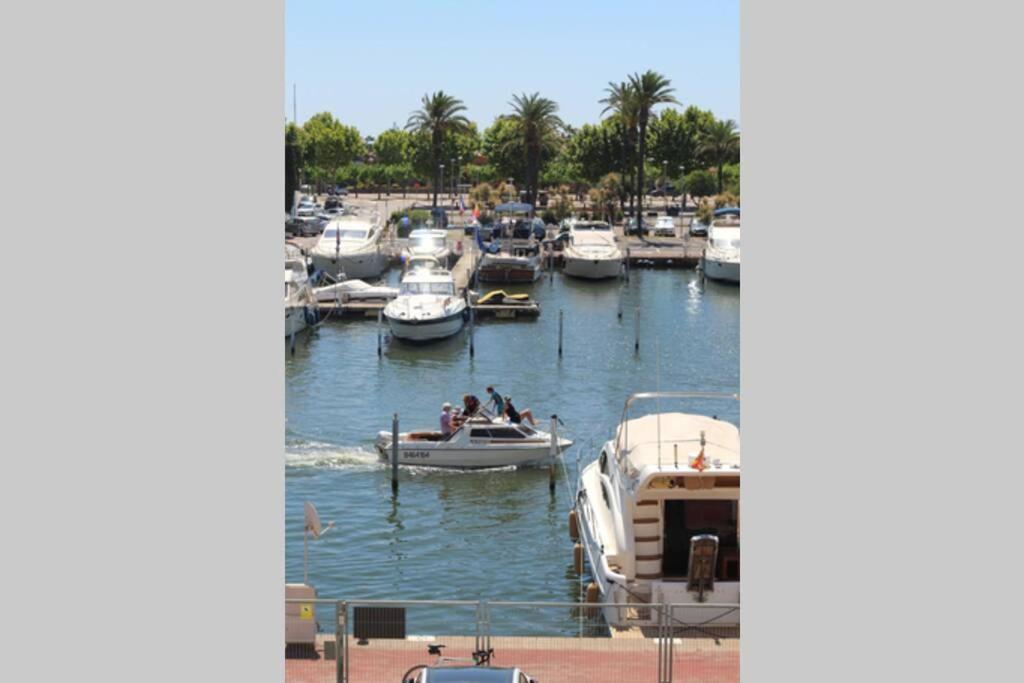 Cn1-Zona Chic Club Nautico, Clima, 5 Minutos Andando De La Playa, Centro, Restaurantes Apartment เอมปูเรียบราบา ภายนอก รูปภาพ