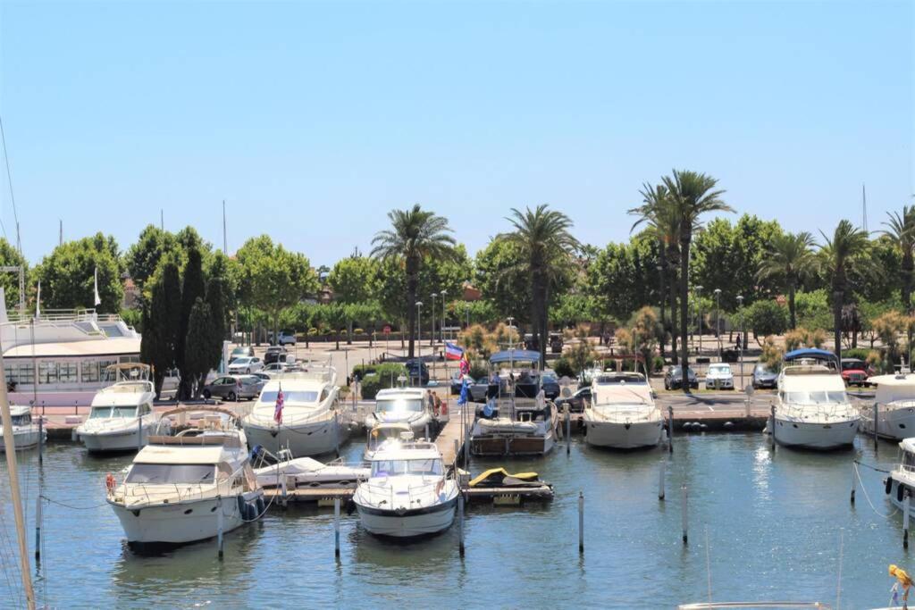 Cn1-Zona Chic Club Nautico, Clima, 5 Minutos Andando De La Playa, Centro, Restaurantes Apartment เอมปูเรียบราบา ภายนอก รูปภาพ