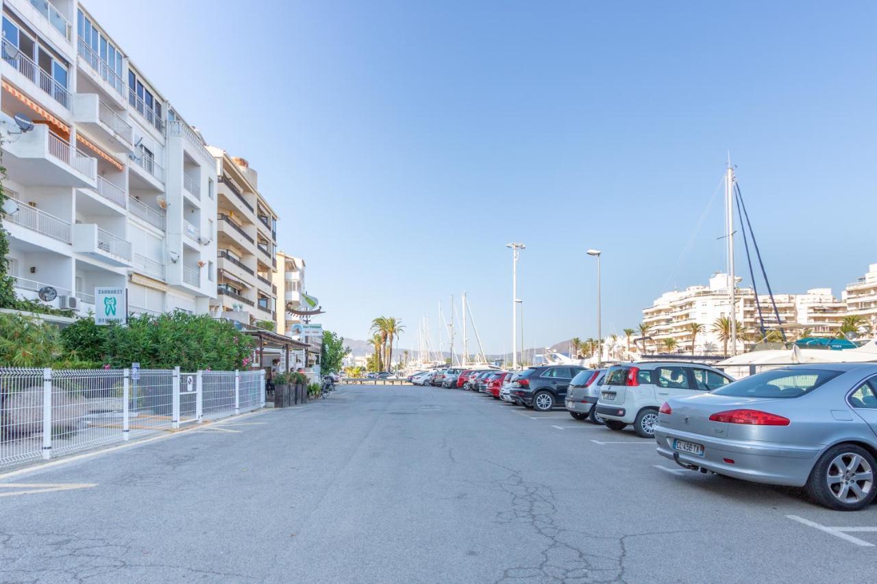Cn1-Zona Chic Club Nautico, Clima, 5 Minutos Andando De La Playa, Centro, Restaurantes Apartment เอมปูเรียบราบา ภายนอก รูปภาพ