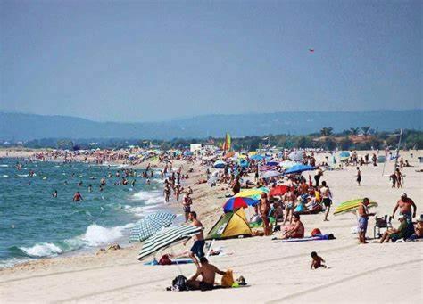 Cn1-Zona Chic Club Nautico, Clima, 5 Minutos Andando De La Playa, Centro, Restaurantes Apartment เอมปูเรียบราบา ภายนอก รูปภาพ